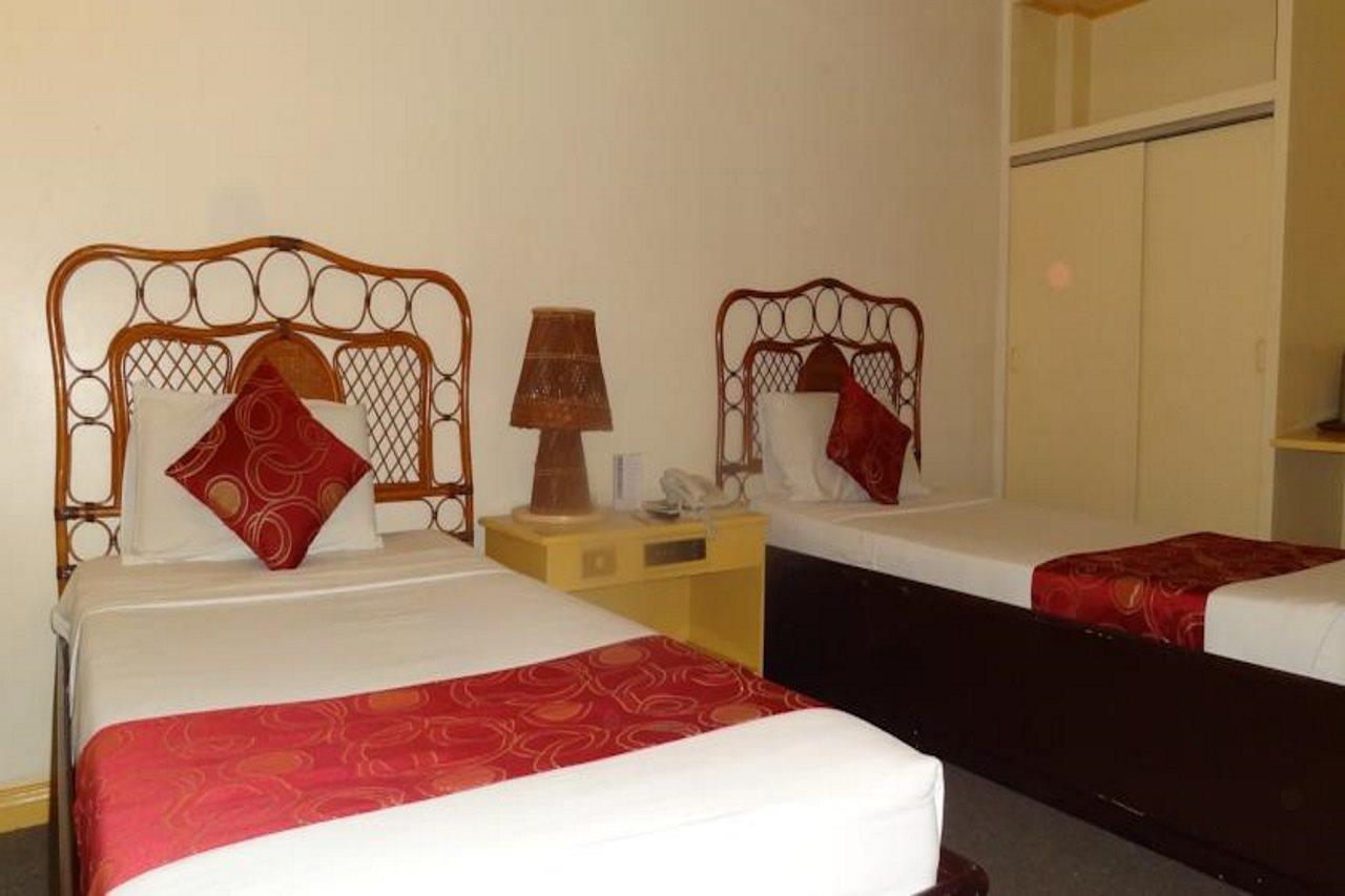 Hotel Cesario Lapu-Lapu City Exterior photo